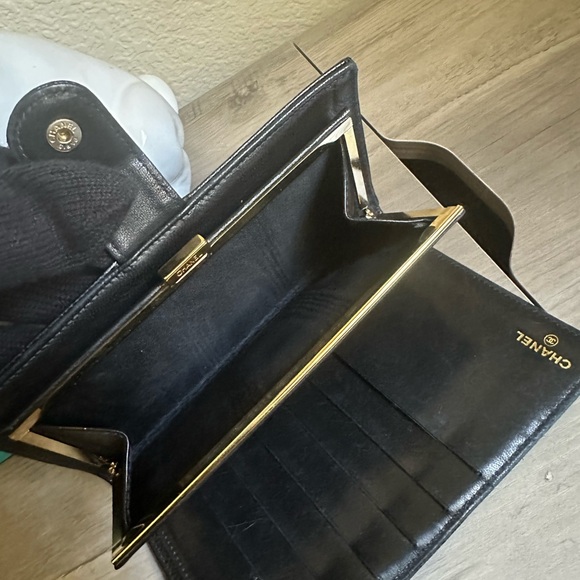 CHANEL Caviar Timeless CC French Wallet w/ 24K Gold HW - Picture 9 of 9